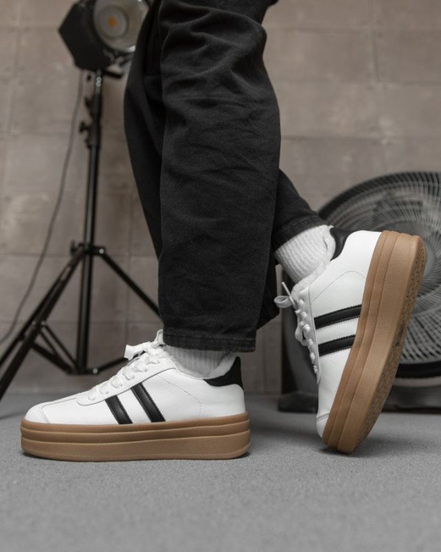 Жіночі кросівки lezer black /white WA 40-4 ВТ0505