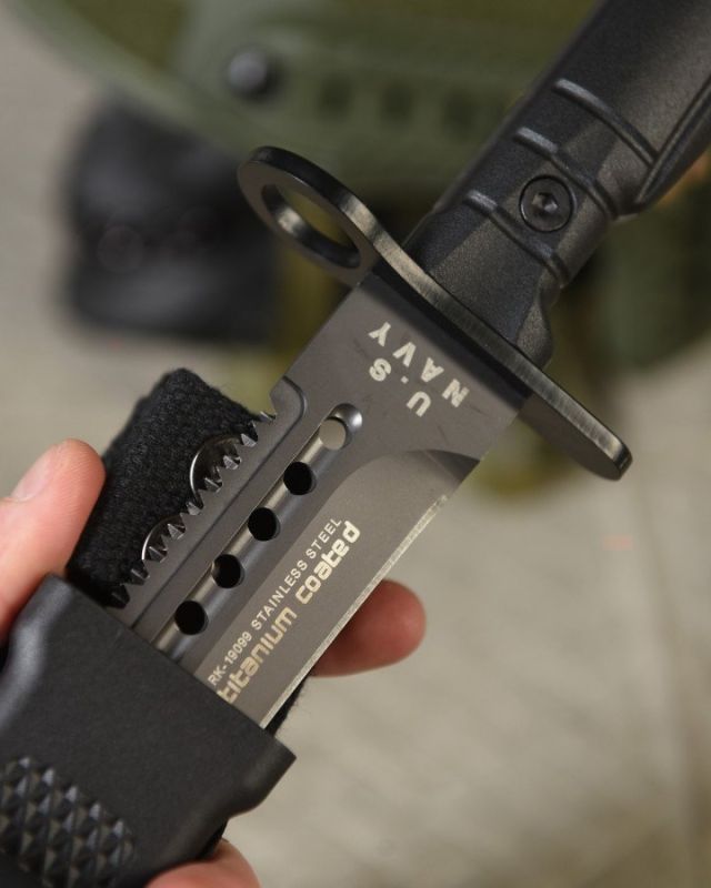 Ніж U.S. Navy black ВТ4788