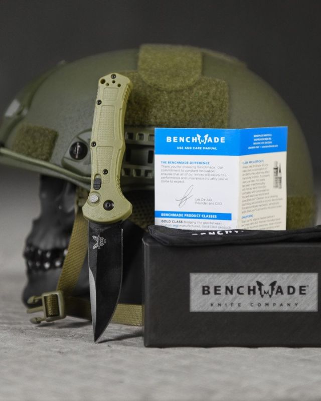 Ніж викидний Benchmade olive ВТ4764