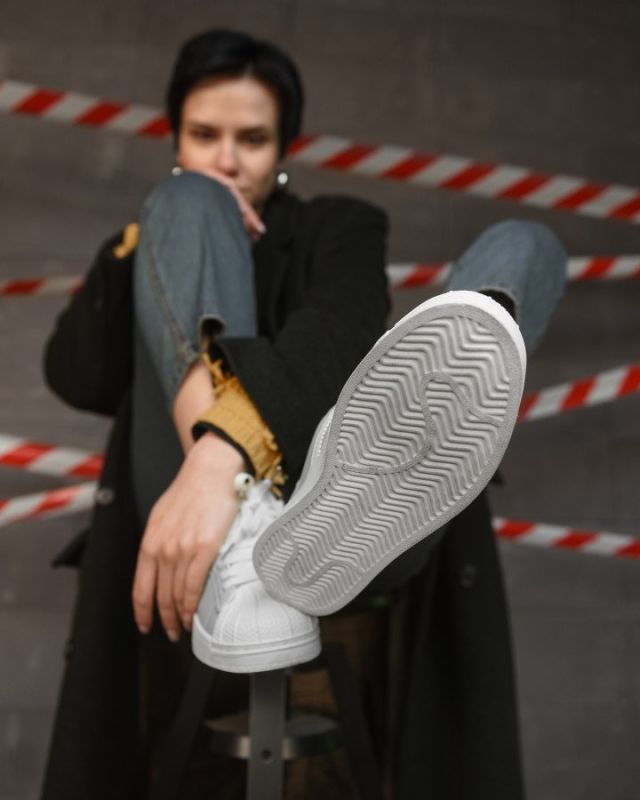 Жіночі кросівки STAR grey /white НП5012