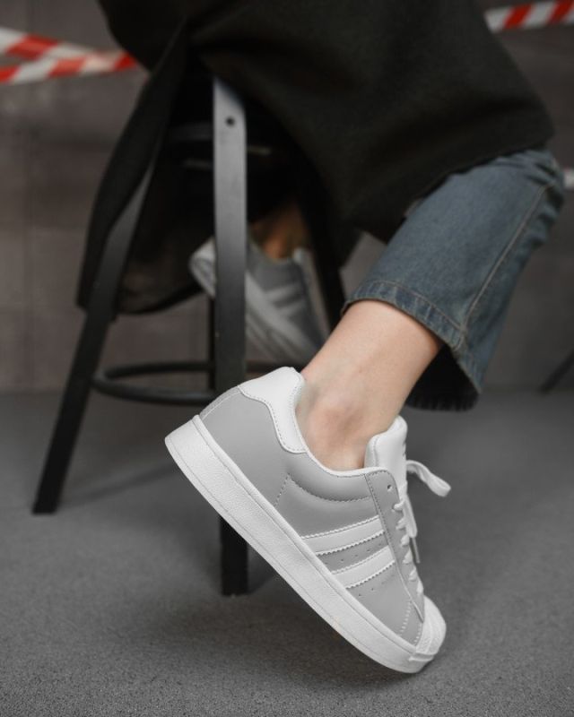 Жіночі кросівки STAR grey /white НП5012