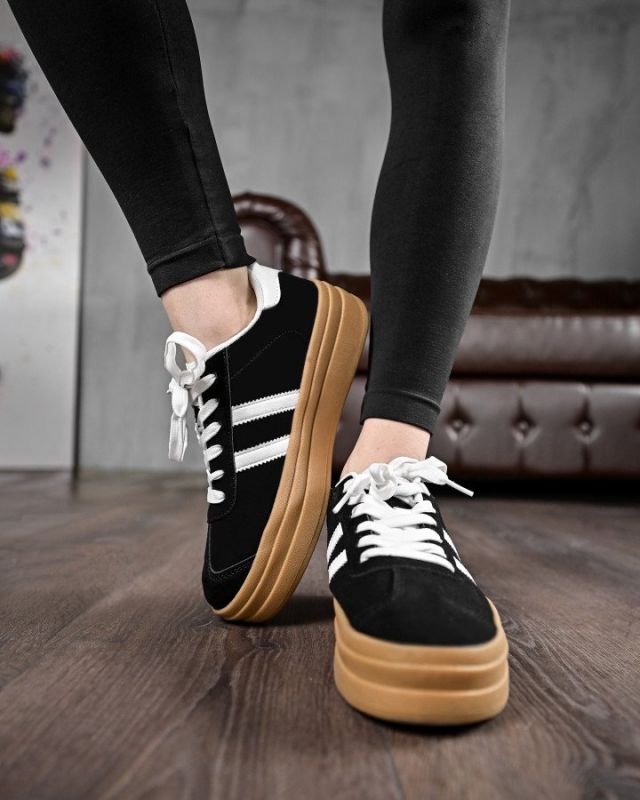 Жіночі кросівки crosti black /white НП4535