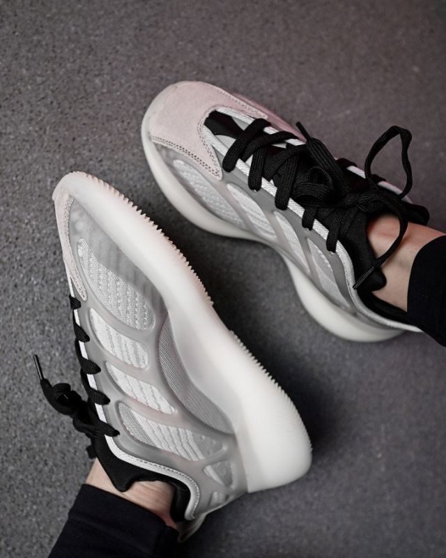 Жіночі кросівки white black ОР6374