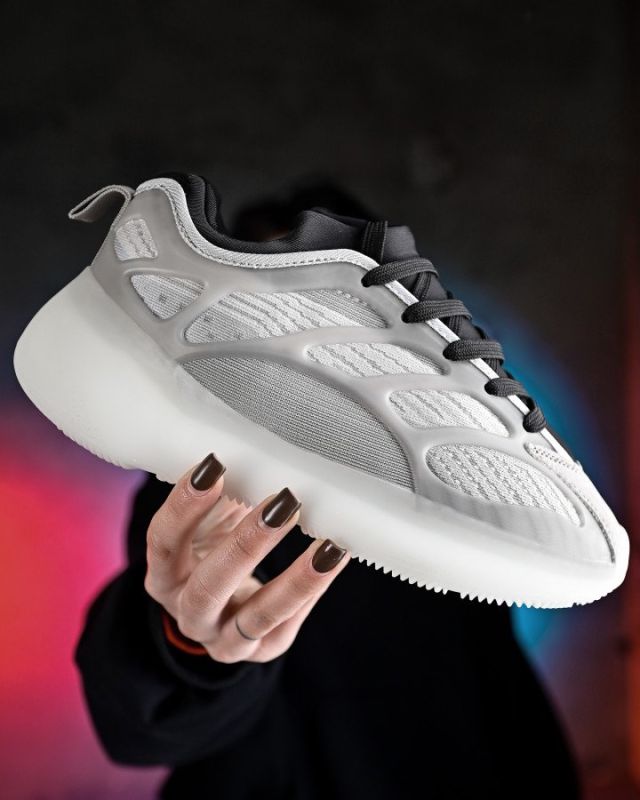 Жіночі кросівки white black ОР6374