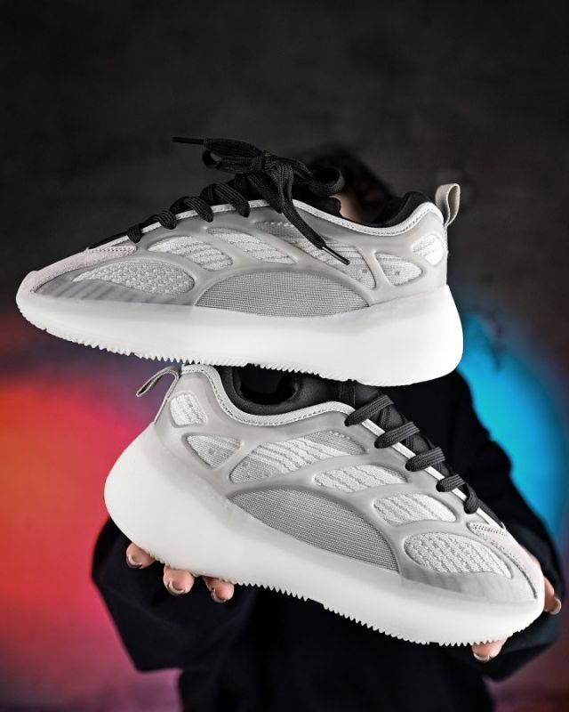 Жіночі кросівки white black ОР6374
