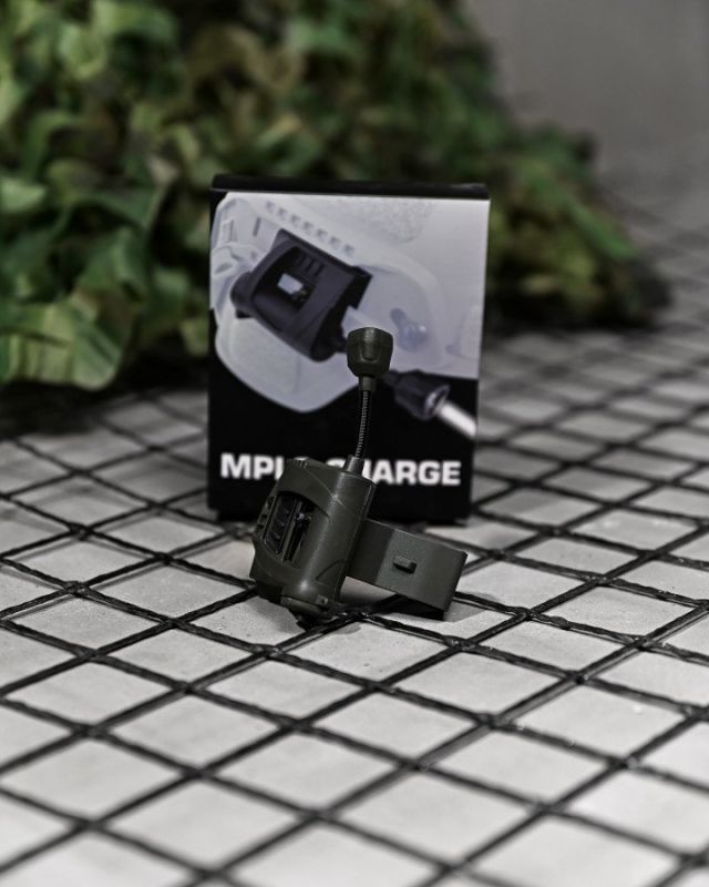 Тактичний ліхтарик на шолом із кріпленням MPLS CHARGE олива ВТ4794