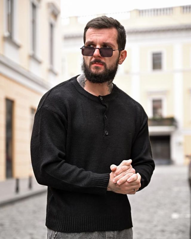 Чоловічий светр ALONSO чорний ПП8132