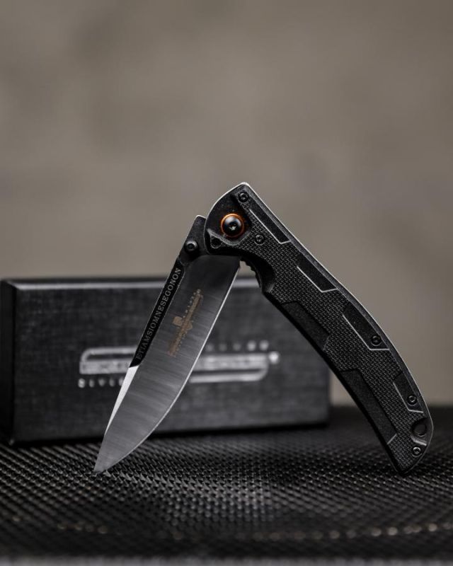 Ніж викидний Extrema ratio black ВТ6879