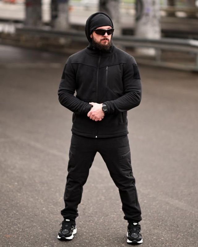 Флісовий спортивний тактичний костюм TARANTUL black ТР6551