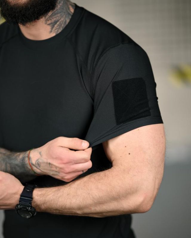 Тактична футболка (Compression Fit) чорна ТР6915
