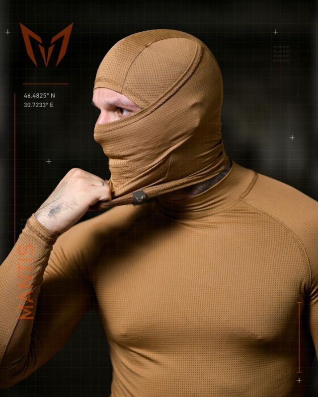 Тактичний лонгслів з балаклавою MANTIS® Phantom LS Combat Shirt - Coyote