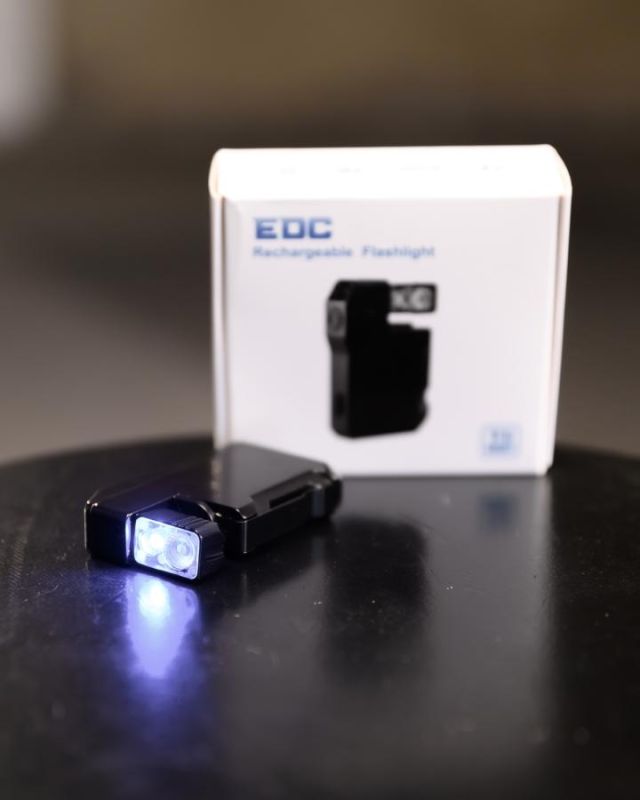 Універсальний кишеньковий EDC ліхтар Wuben G5 RGB (400Лм, 82м, 450мАч) ВТ4735