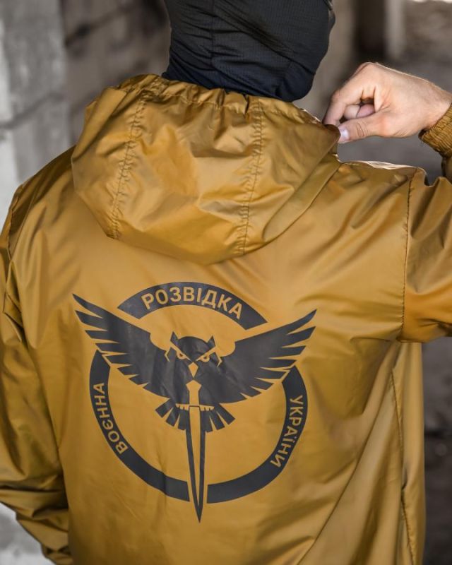 Вітровка в стилі мілітарі BORN OF WAR Розвідка койот ВМ4745