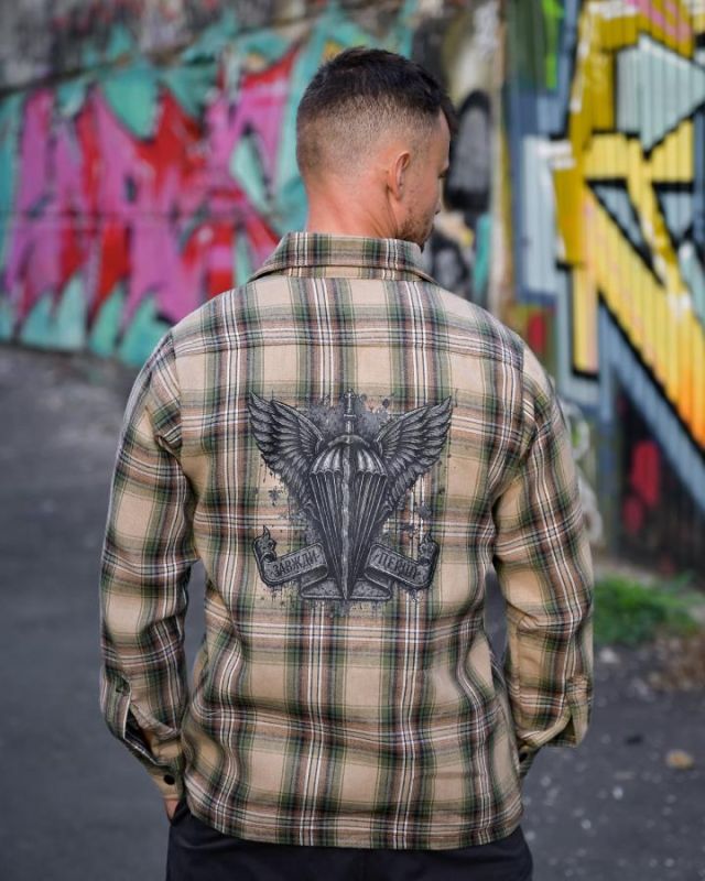 КлеРубашка в стилі мілітарі BORN OF WAR Завжди перші green РН4833