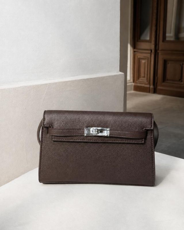 Жіночий клатч LUNARA Bag коричневий ВТ4710