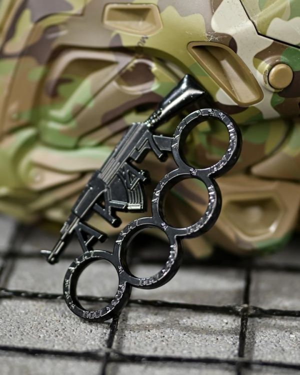 Кастет AK47 чорний ТР6839